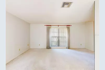 7113 Lauder Place, Tampa, FL 33617 - Photo 6