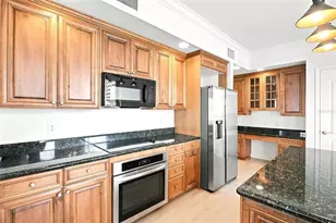 100 Beach Dr NE, Saint Petersburg, FL 33701 - Photo 18