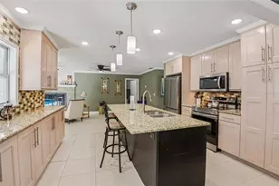 804 Robin Ave, Palm Harbor, FL 34683 - Photo 10