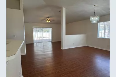 210 Chardonnay Place, Valrico, FL 33594 - Photo 4