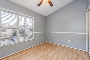 1602 Brigadoon Dr, Clearwater, FL 33759 - Photo 16