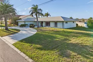 4415 Clearwater Harbor Dr N, Largo, FL 33770 - Photo 10