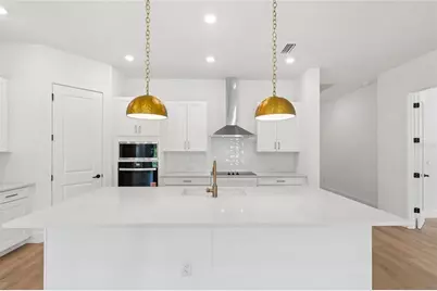 31467 Hayman Loop, Wesley Chapel, FL 33545 - Photo 4