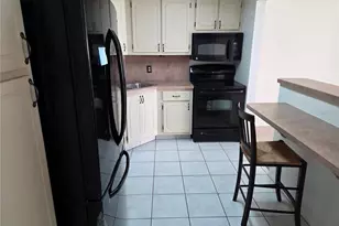 115 Aspen Cir, Seminole, FL 33777 - Photo 10