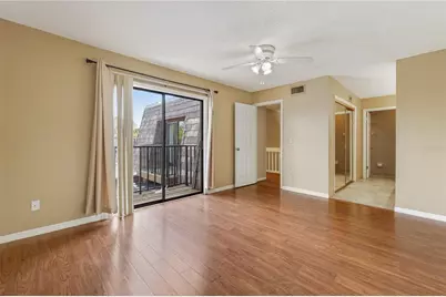 15202 W Pond Woods Drive, Tampa, FL 33618 - Photo 18