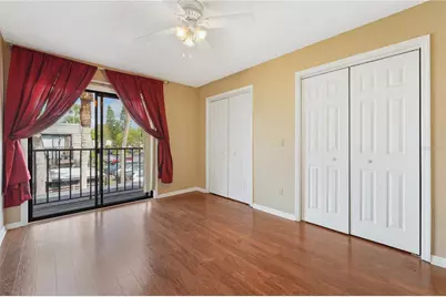 15202 W Pond Woods Drive, Tampa, FL 33618 - Photo 14