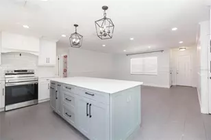 2307 Lincoln Ct, Brandon, FL 33510 - Photo 12