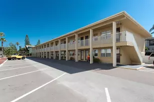 8475 W Gulf Blvd, Treasure Island, FL 33706 - Photo 1