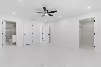 8205 Tanglewood Lane, Tampa, FL 33615 - Photo 16