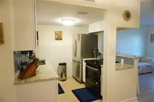 9715 Harrell Ave, Treasure Island, FL 33706 - Photo 14