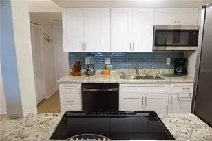 9715 Harrell Ave, Treasure Island, FL 33706 - Photo 12
