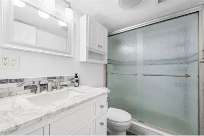 14900 Gulf Boulevard #304, Madeira Beach, FL 33708 - Photo 18