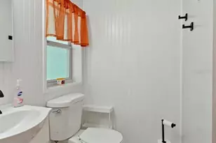 626 37th Ave S, Saint Petersburg, FL 33705 - Photo 38