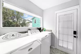 626 37th Ave S, Saint Petersburg, FL 33705 - Photo 18