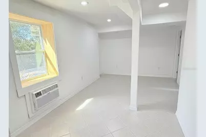 707 40th Street W #A, Palmetto, FL 34221 - Photo 2