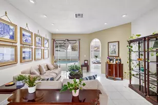 11310 Glenmont Dr, Tampa, FL 33635 - Photo 4