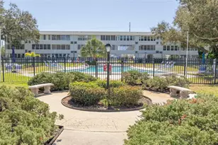 1001 77th Ave N, Saint Petersburg, FL 33702 - Photo 24