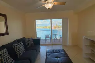 11605 3rd St E, Treasure Island, FL 33706 - Photo 20