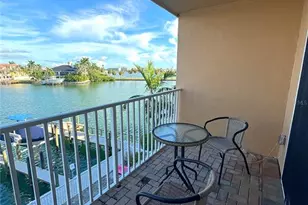 11605 3rd St E, Treasure Island, FL 33706 - Photo 12