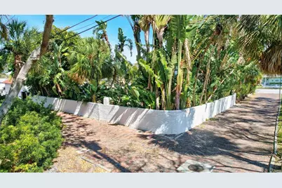 120 Park Street N, Saint Petersburg, FL 33710 - Photo 74