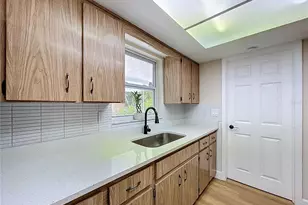 4326 Westwood Dr, Holiday, FL 34691 - Photo 18