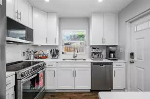 1303 E Norfolk St, Tampa, FL 33604 - Photo 6