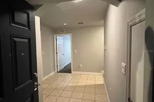 4539 Bay Spring Ct, Tampa, FL 33611 - Photo 4