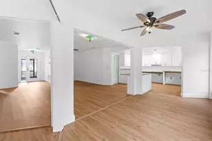 2113 Hartlebury Way, Sun City Center, FL 33573 - Photo 18