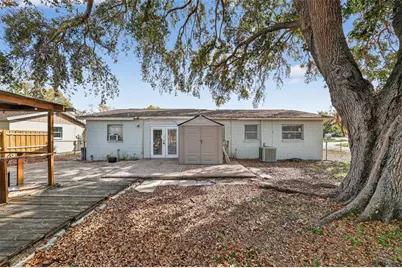 7006 Tidewater Trail, Tampa, FL 33619 - Photo 24