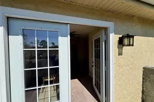 862 Cypress Lakes Blvd, Tarpon Springs, FL 34688 - Photo 2