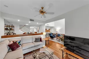 4508 Rolling Green Ln, Tampa, FL 33618 - Photo 20