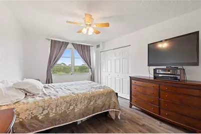3315 58th Avenue S #513, Saint Petersburg, FL 33712 - Photo 12