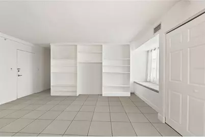 3315 58th Avenue S #513, Saint Petersburg, FL 33712 - Photo 24