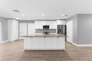 10700 N 62nd St, Temple Terrace, FL 33617 - Photo 8