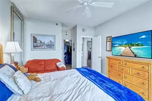 8021 Sailboat Key Blvd S, Saint Pete Beach, FL 33707 - Photo 16