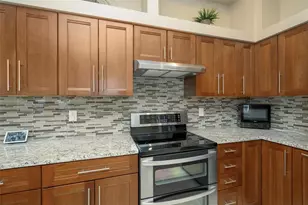 18810 Forest Glen Ct, Tampa, FL 33647 - Photo 14