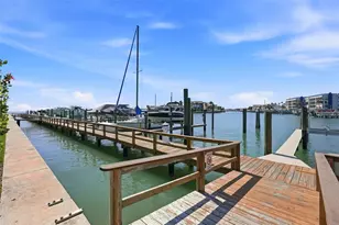 128 1st St E, Tierra Verde, FL 33715 - Photo 12