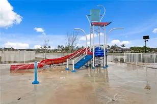 7109 Paradise Island Ct, Sun City Center, FL 33573 - Photo 46