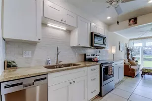 5095 Bay St NE, Saint Petersburg, FL 33703 - Photo 8