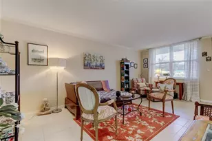 5095 Bay St NE, Saint Petersburg, FL 33703 - Photo 8