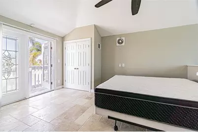 121 Wall Street, Redington Shores, FL 33708 - Photo 22