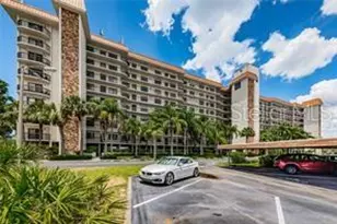 5400 Park St N, Saint Petersburg, FL 33709 - Photo 1