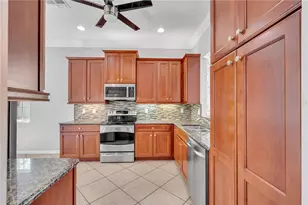 5002 Indian Shores Pl, Wimauma, FL 33598 - Photo 12