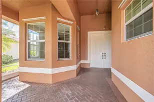 5002 Indian Shores Pl, Wimauma, FL 33598 - Photo 8