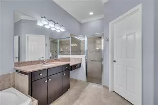 5002 Indian Shores Pl, Wimauma, FL 33598 - Photo 24