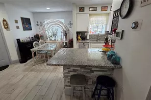 8630 Mallard Reserve Dr, Tampa, FL 33614 - Photo 6