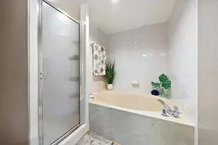1310 Gulf Blvd, Clearwater Beach, FL 33767 - Photo 20