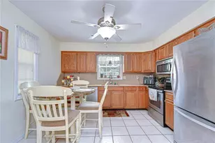 37416 Teaberry Loop, Zephyrhills, FL 33542 - Photo 4