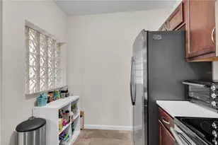 1195 Godavari Wy, Wesley Chapel, FL 33543 - Photo 22