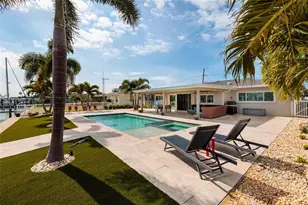 11775 E 4th Street E, Treasure Island, FL 33706 - Photo 34